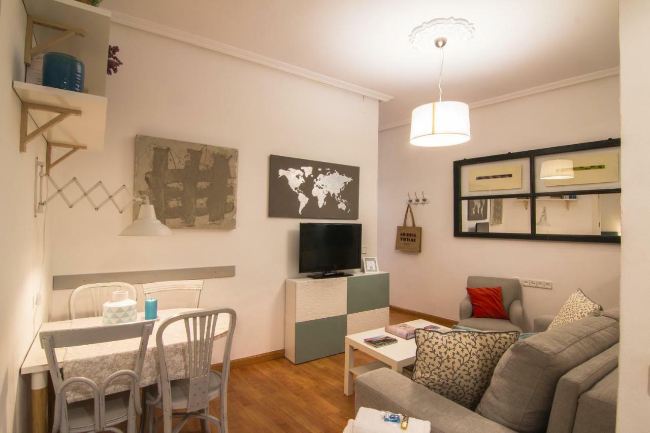 Apartamento Vive En Maravillas Madrid Luaran gambar